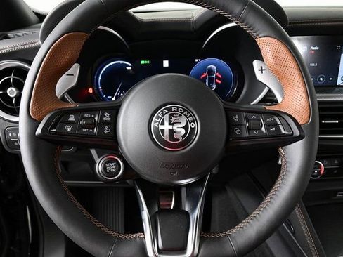 New 2025 Alfa Romeo Stelvio Sprint image 10