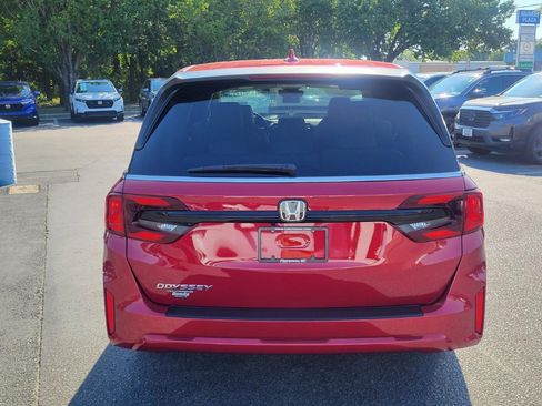 New 2026 Honda Odyssey EX-L image 3