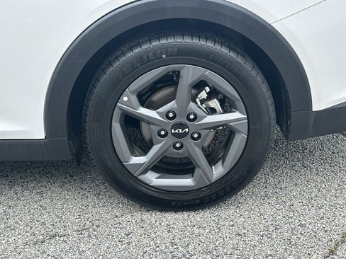 Used 2025 Kia K4 FWD image 19