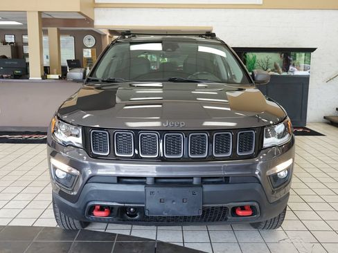 Used 2018 Jeep Compass Trailhawk w/ Leather Interior Group AWD/4WD image 18