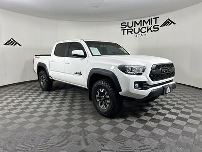 Used 2017 Toyota Tacoma TRD Off-Road w/ Tow Package (A/T)