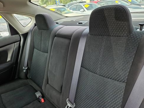 Used 2015 Nissan Sentra SR FWD image 12