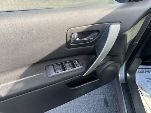 Used 2013 Nissan Rogue S image 14