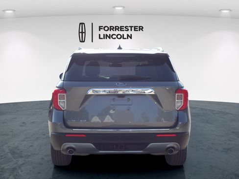 Used 2023 Ford Explorer Limited w/ Limited Technology Package AWD/4WD image 4