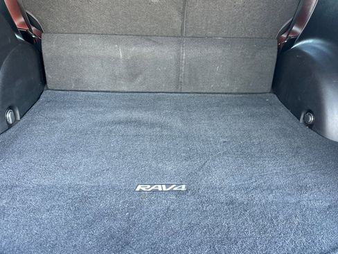 Used 2014 Toyota RAV4 Limited w/ Technology Package image 17