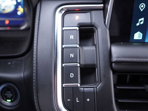 Certified 2022 Chevrolet Suburban Z71 image 33