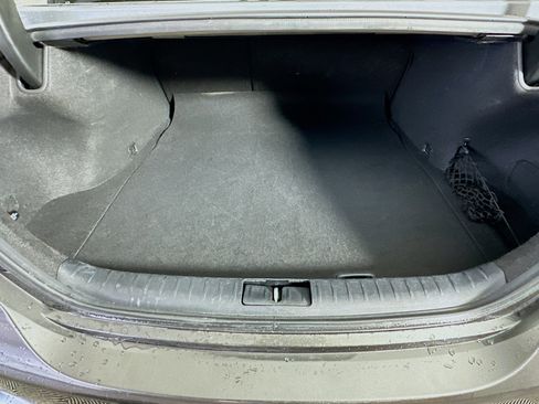 Used 2025 Genesis G70 2.5T image 29