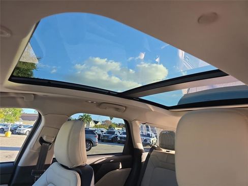 New 2026 Lincoln Corsair Reserve image 23