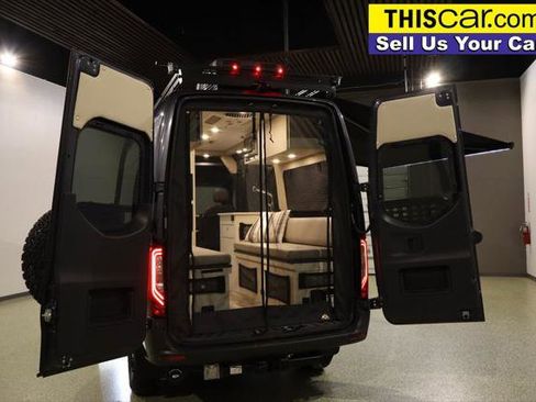 Used 2020 Mercedes-Benz Sprinter 2500 image 39