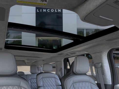 New 2026 Lincoln Navigator L Black Label image 22