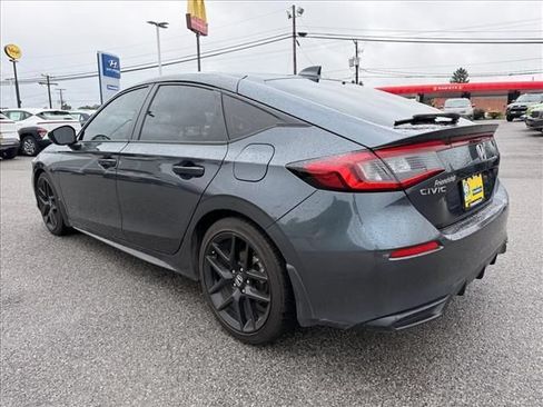 Used 2025 Honda Civic Sport image 5