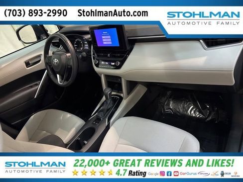 Used 2024 Toyota Corolla Cross LE image 36