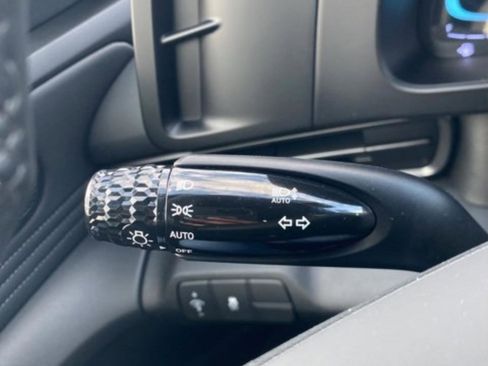 New 2026 Hyundai Elantra Sport FWD image 18