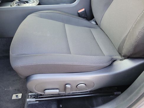 Used 2025 Hyundai Kona SEL FWD image 10