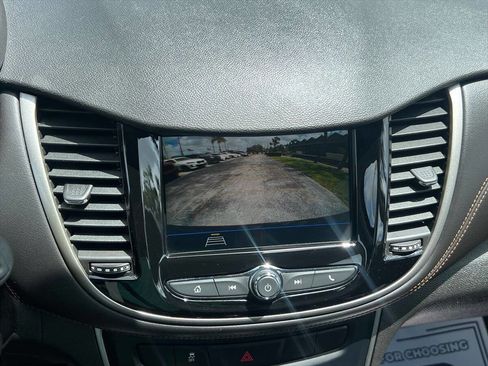 Used 2019 Chevrolet Trax LS FWD image 13