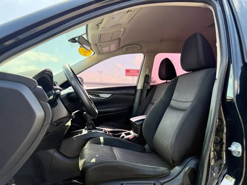 Used 2017 Nissan Rogue S AWD/4WD image 11