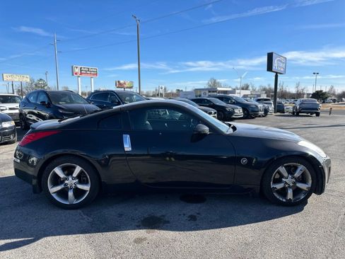 Used 2007 Nissan 350Z Touring w/ Cargo Convenience Pkg image 5