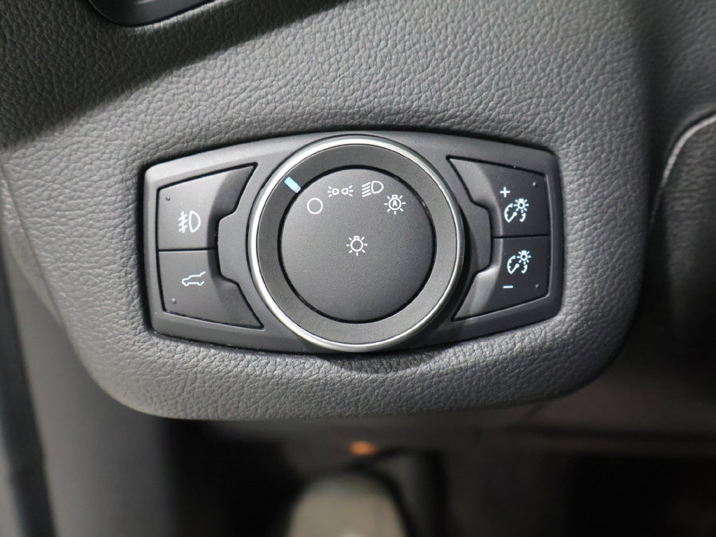 Used 2018 Ford Escape SE w/ SE Sync 3 Package AWD/4WD image 31