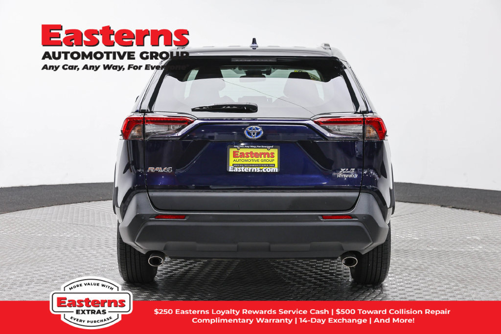Used 2024 Toyota RAV4 XLE Premium w/ Weather Package AWD/4WD image 7