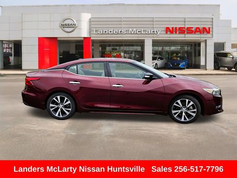 Used 2017 Nissan Maxima 3.5 SV FWD image 2