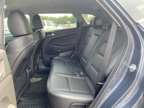 Used 2021 Hyundai Tucson Limited FWD image 14