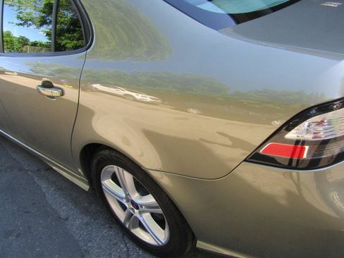 Used 2009 Saab 9-3 2.0T w/ Premium Package AWD/4WD image 5