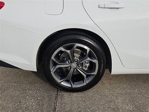 Used 2024 Chevrolet Malibu LT image 5