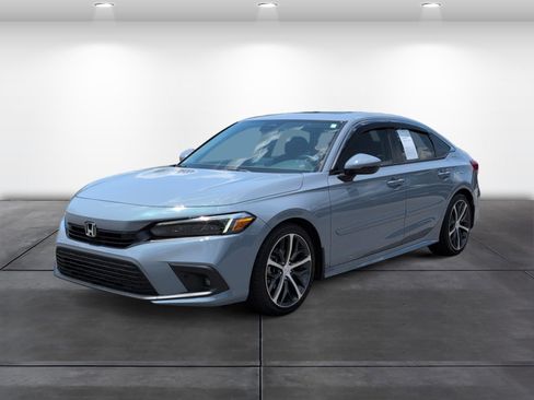 Certified 2024 Honda Civic Touring image 4
