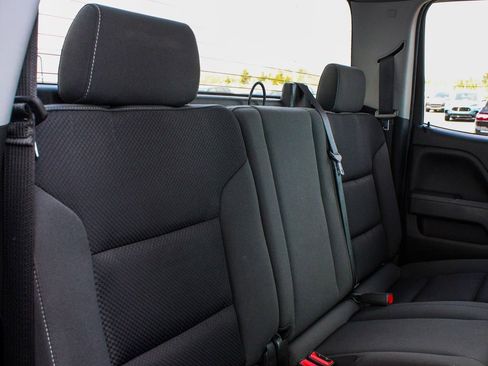 Used 2018 Chevrolet Silverado 1500 LT w/ All Star Edition image 31