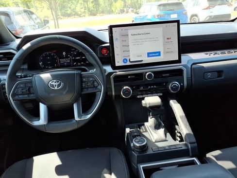 Used 2024 Toyota Tacoma TRD Off-Road AWD/4WD image 9