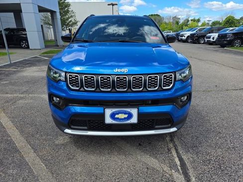 Used 2024 Jeep Compass Limited w/ Sun and Sound Group AWD/4WD image 6
