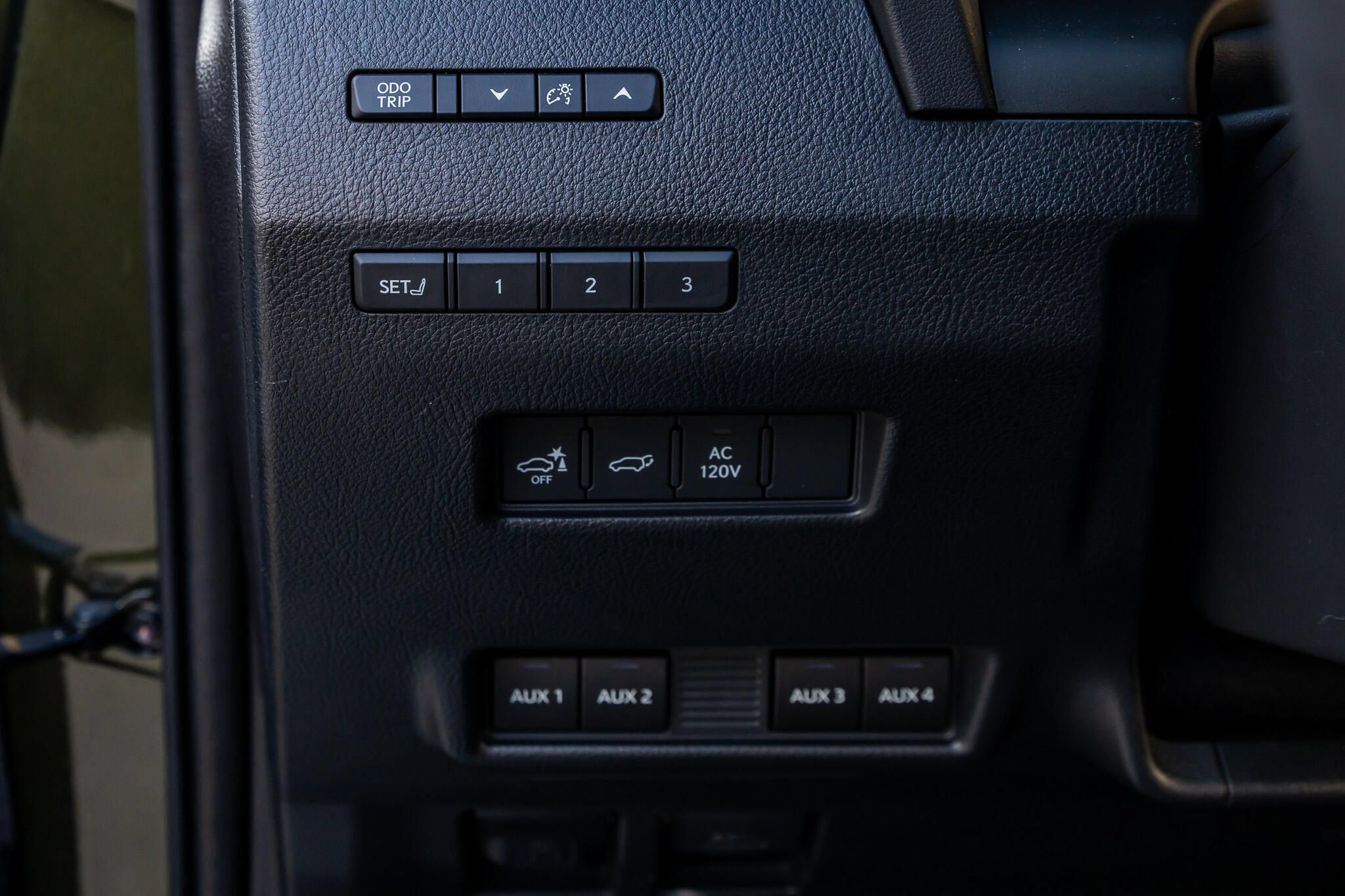 Used 2025 Lexus GX 550 AWD/4WD image 22