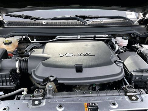Used 2022 Chevrolet Colorado Z71 AWD/4WD image 11