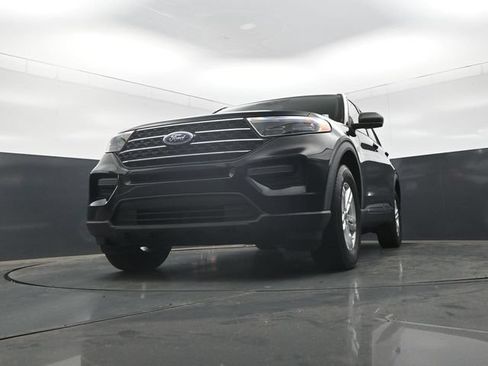 Used 2020 Ford Explorer XLT w/ Comfort Package AWD/4WD image 26