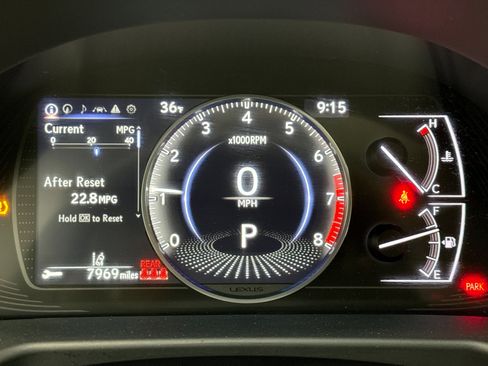 Used 2024 Lexus ES 350 w/ Luxury Package image 13