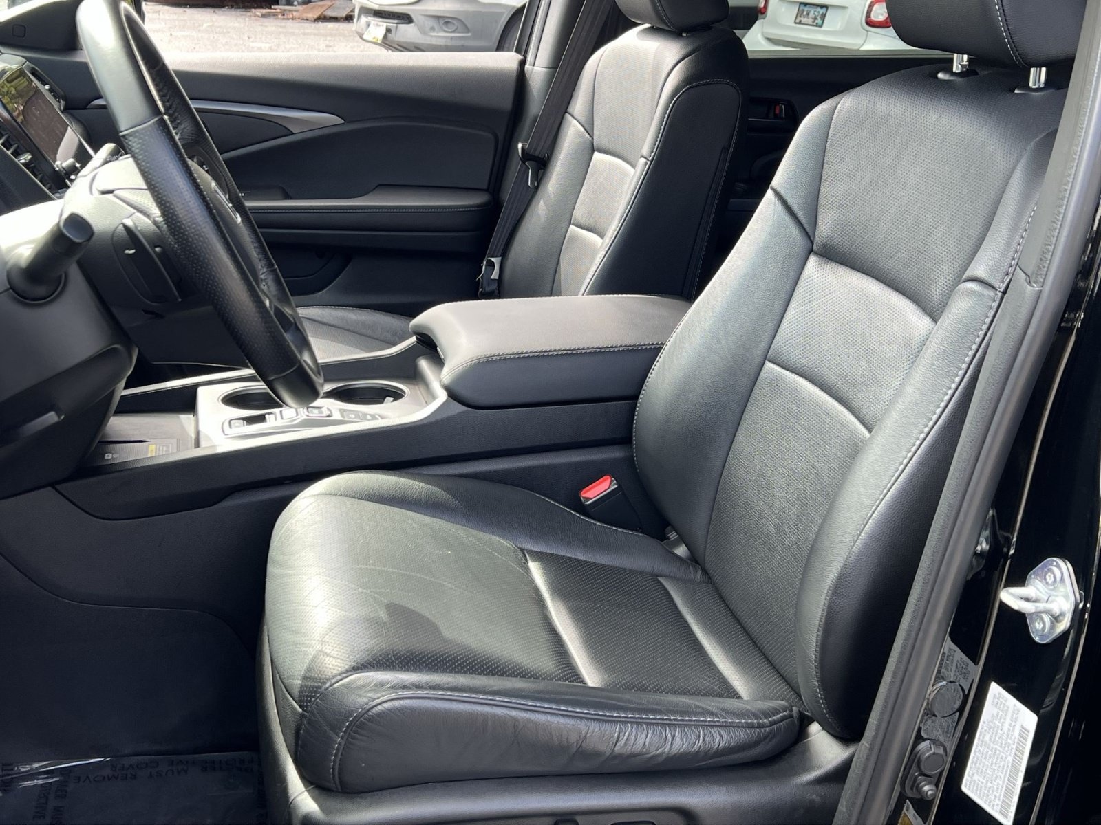 Used 2024 Honda Passport EX-L image 18