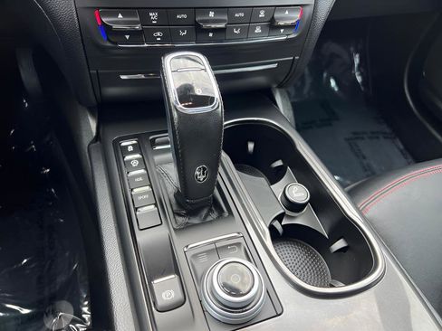 Used 2019 Maserati Ghibli S Q4 AWD/4WD image 57