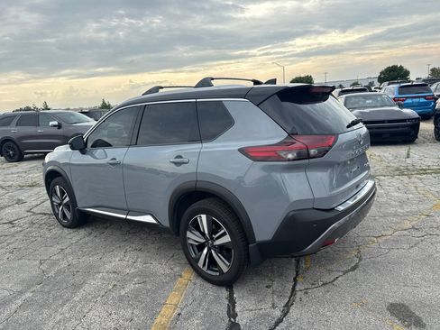 Used 2023 Nissan Rogue SL AWD/4WD image 8