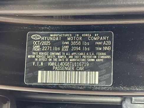 Certified 2026 Hyundai Elantra SE w/ Cargo Package FWD image 34