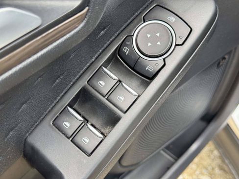 Used 2020 Ford Escape Titanium AWD/4WD image 14