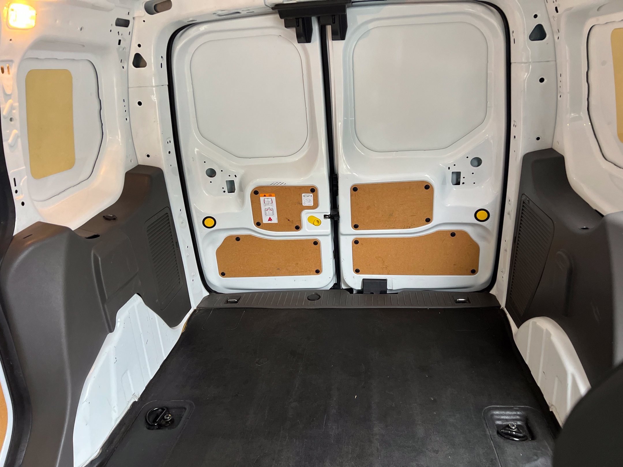 Used 2019 Ford Transit Connect XL FWD image 24