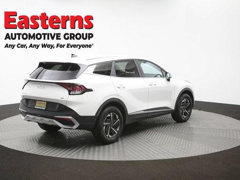 Used 2023 Kia Sportage LX AWD/4WD image 40