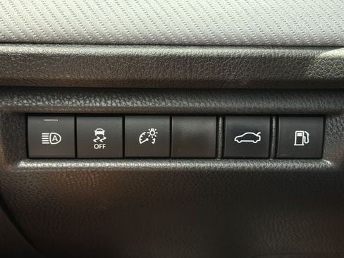 Used 2026 Toyota Camry SE FWD image 24