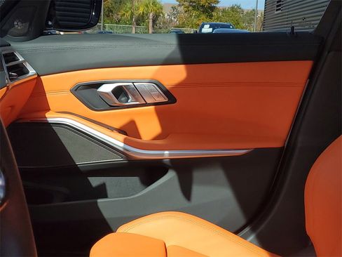 Used 2025 BMW M3 Competition image 30