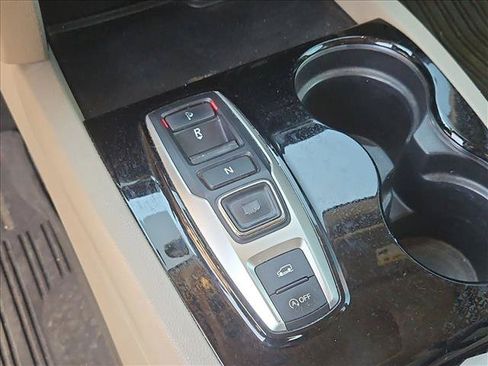 Used 2017 Honda Pilot Elite image 13