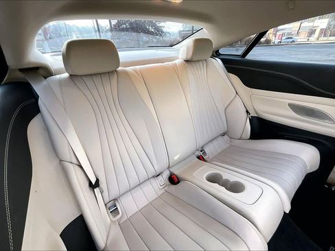 Used 2023 Mercedes-Benz E 450 Coupe image 19
