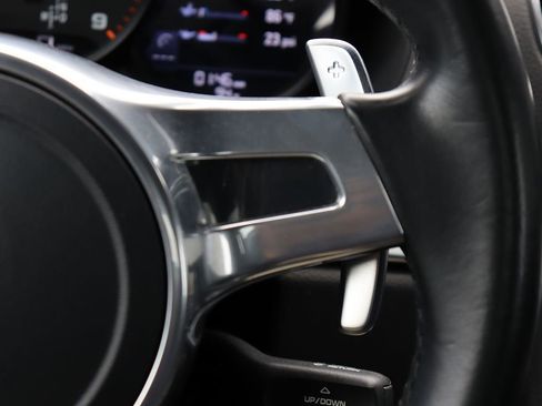 Used 2013 Porsche Boxster image 16