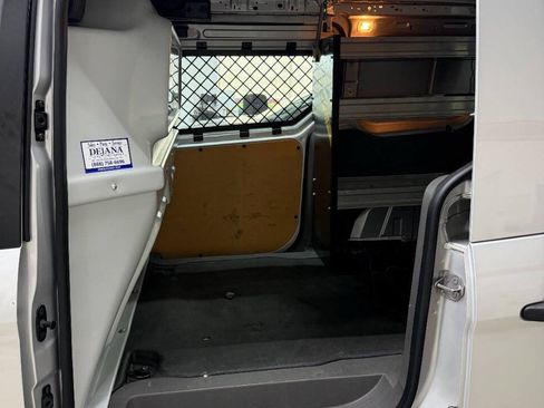 Used 2020 Ford Transit Connect XLT FWD image 12