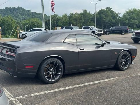 Used 2022 Dodge Challenger R/T Scat Pack RWD image 24