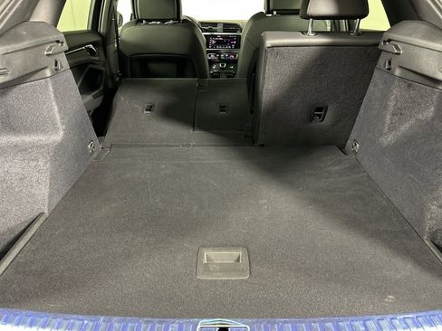 Used 2025 Audi Q3 2.0T Premium w/ Convenience Package image 14